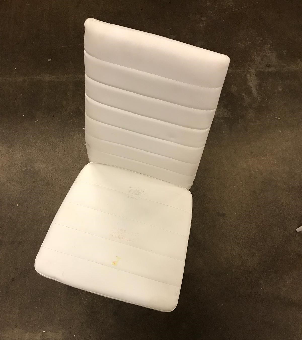 Pearl Chair 7