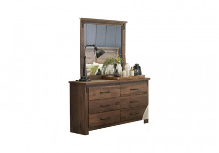 pine dresser.jpg